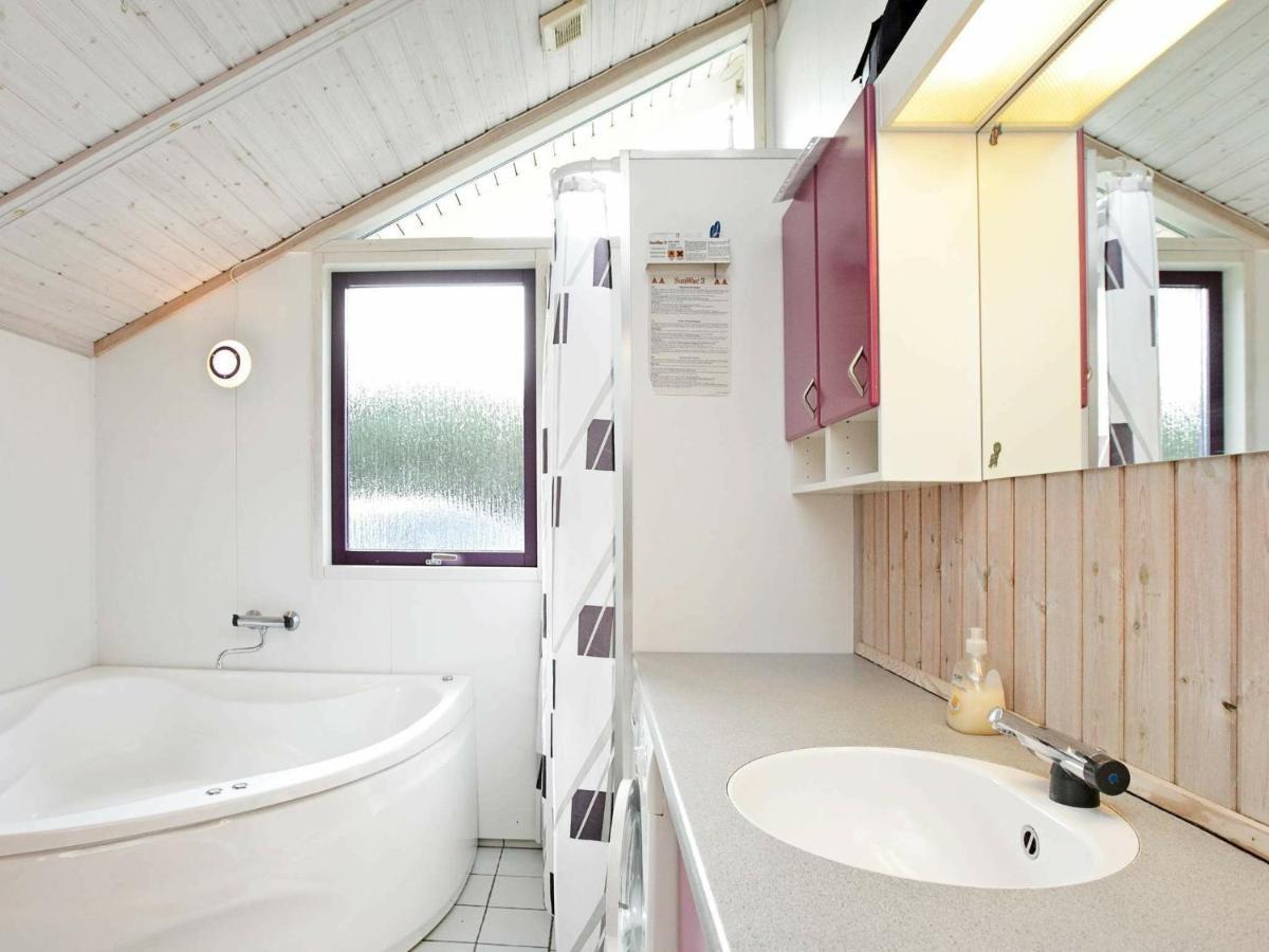 8 Person Holiday Home In Oksb L 瓦伊厄斯斯特兰德 外观 照片